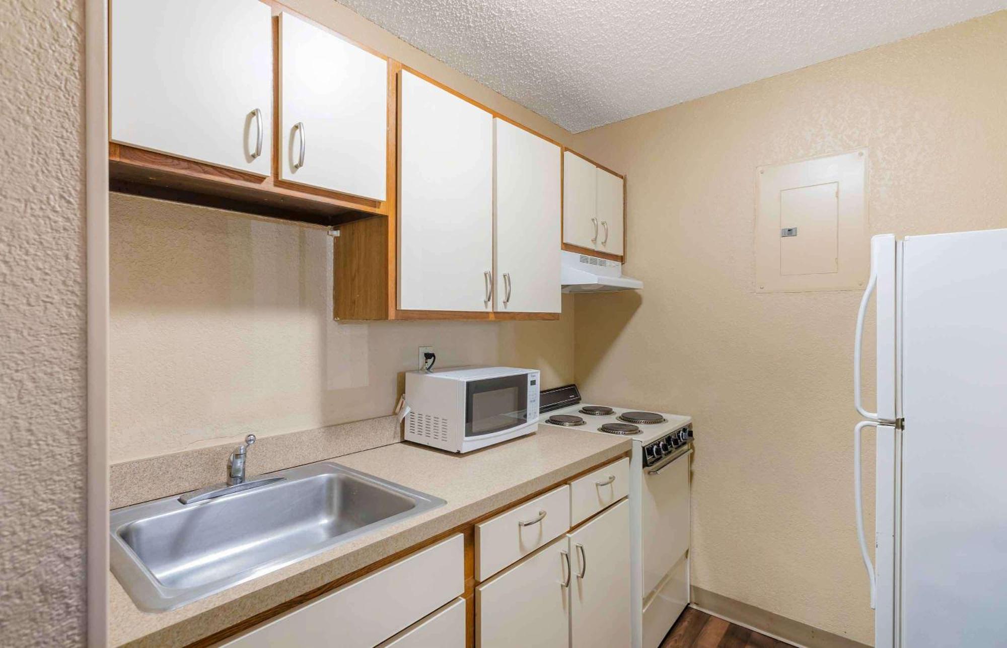Extended Stay America Suites - Wichita - East Buitenkant foto