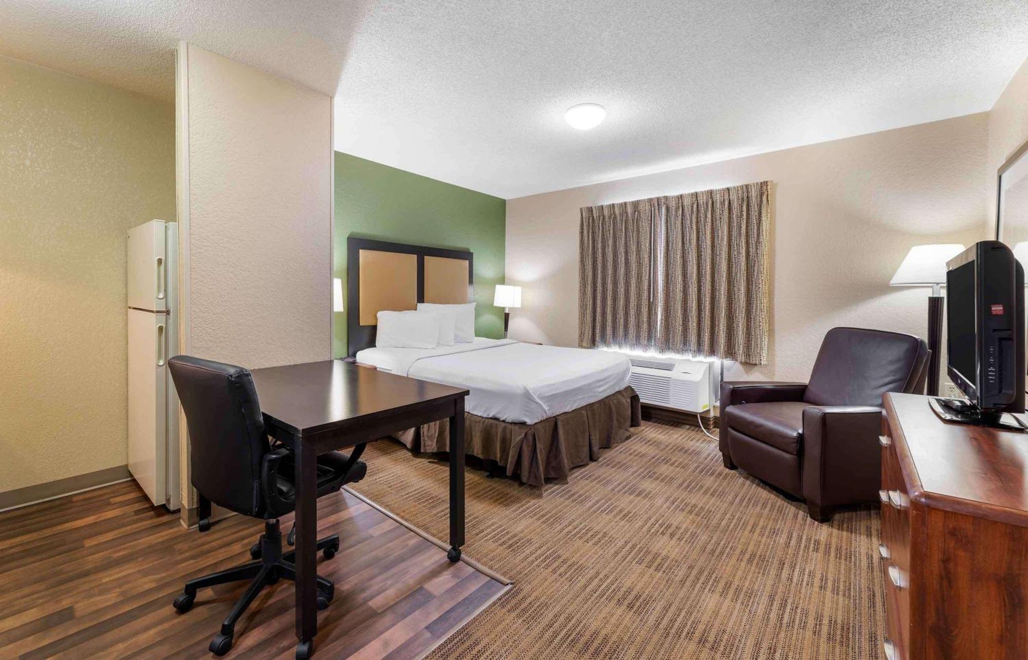 Extended Stay America Suites - Wichita - East Buitenkant foto